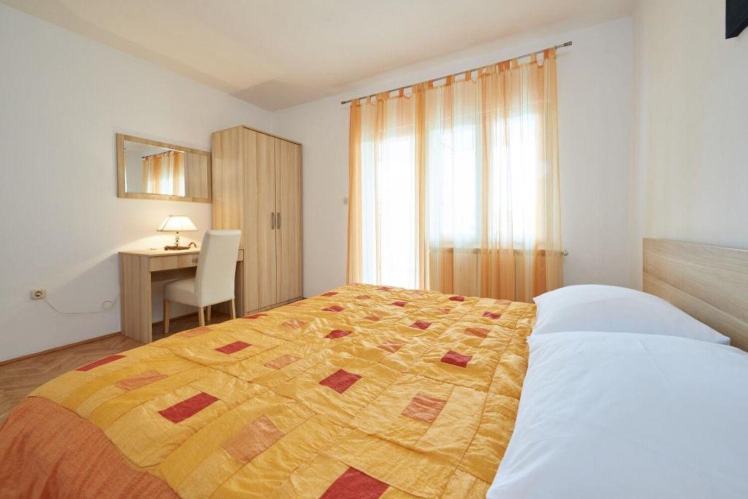 Apartments Mare - 30 M From Pebble Beach Seget Vranjica Exterior photo