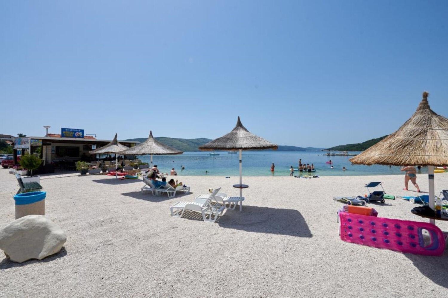 Apartments Mare - 30 M From Pebble Beach Seget Vranjica Exterior photo
