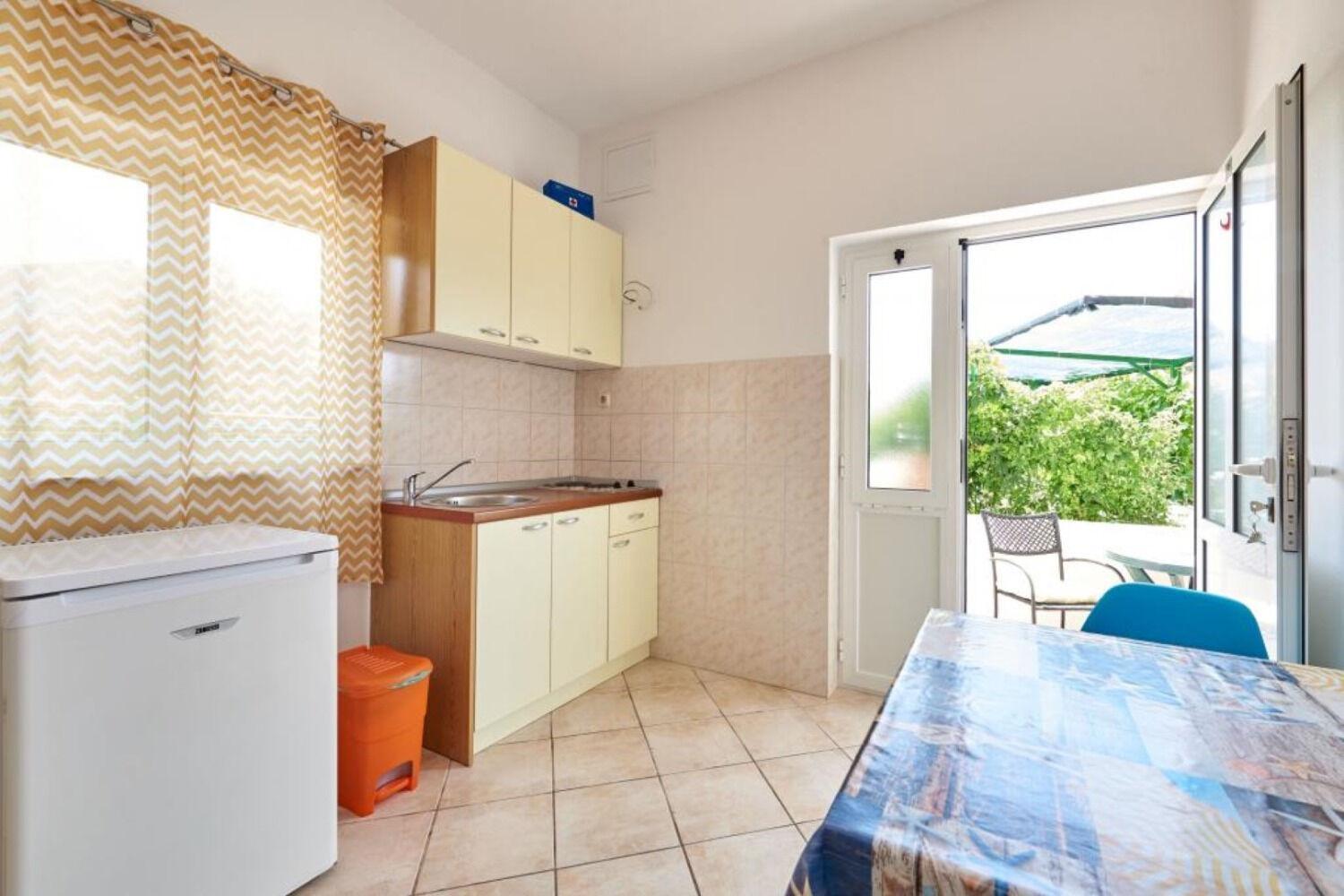 Apartments Mare - 30 M From Pebble Beach Seget Vranjica Exterior photo