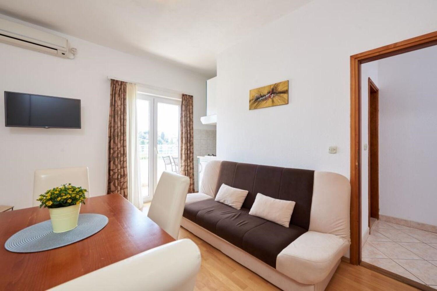 Apartments Mare - 30 M From Pebble Beach Seget Vranjica Exterior photo