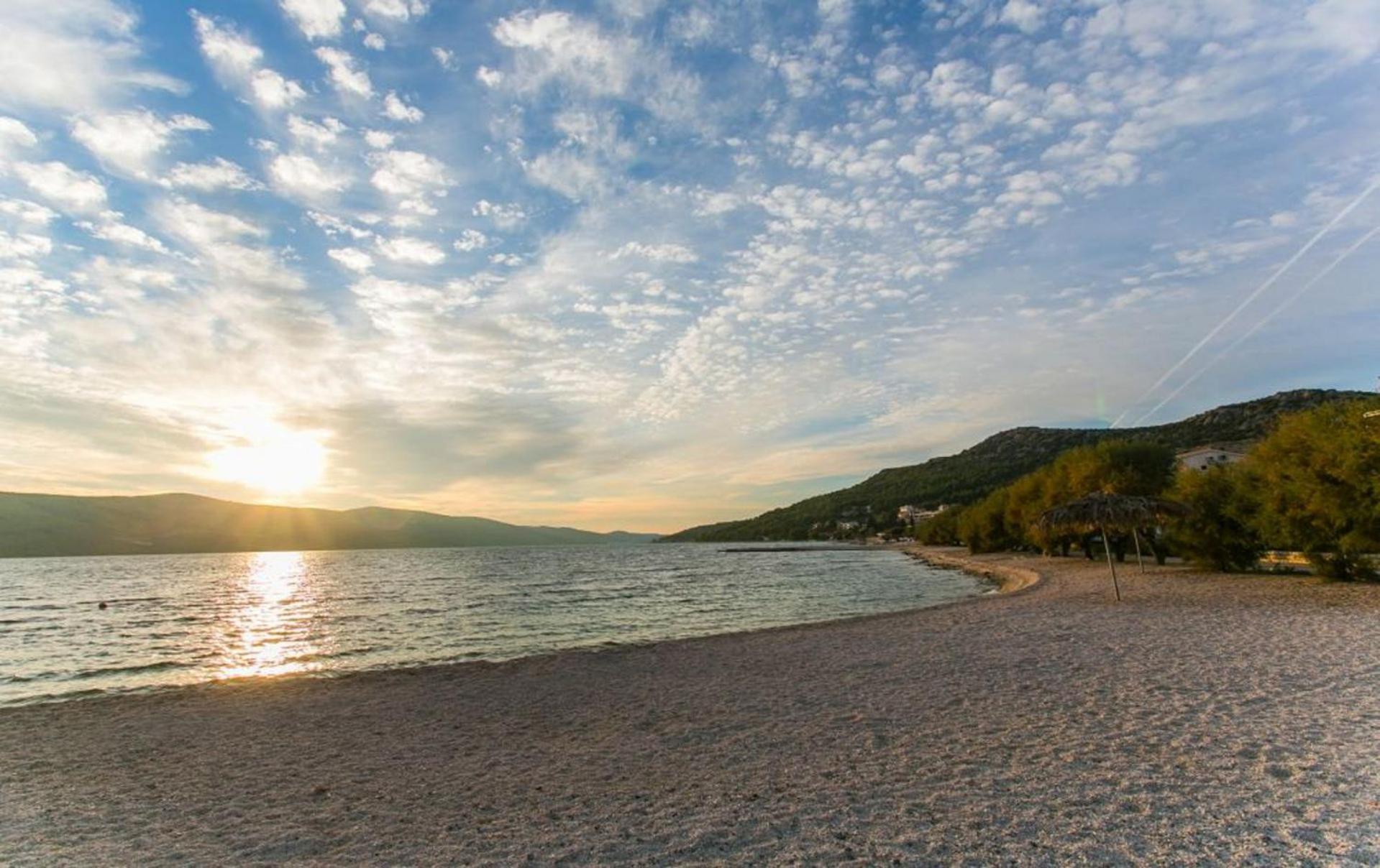 Apartments Mare - 30 M From Pebble Beach Seget Vranjica Exterior photo